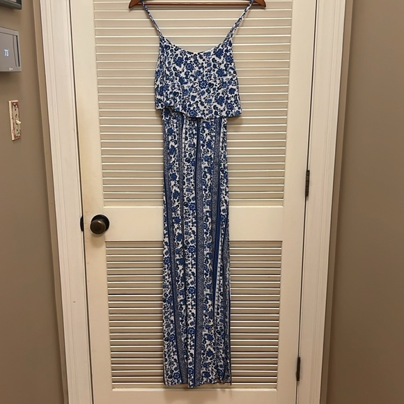 Divided by H&M Maxi Dress in Floral Blue and White, Size 2, EUC - Picture 3 of 17
